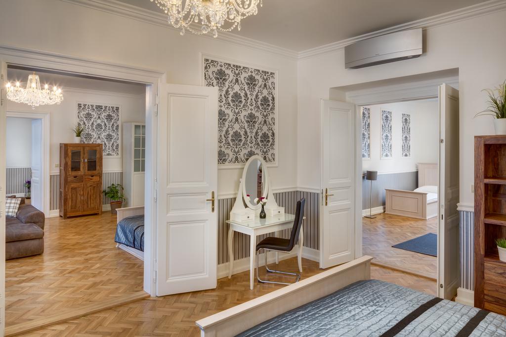 Apartment Veleslavinova - Old Town Apartment Prag